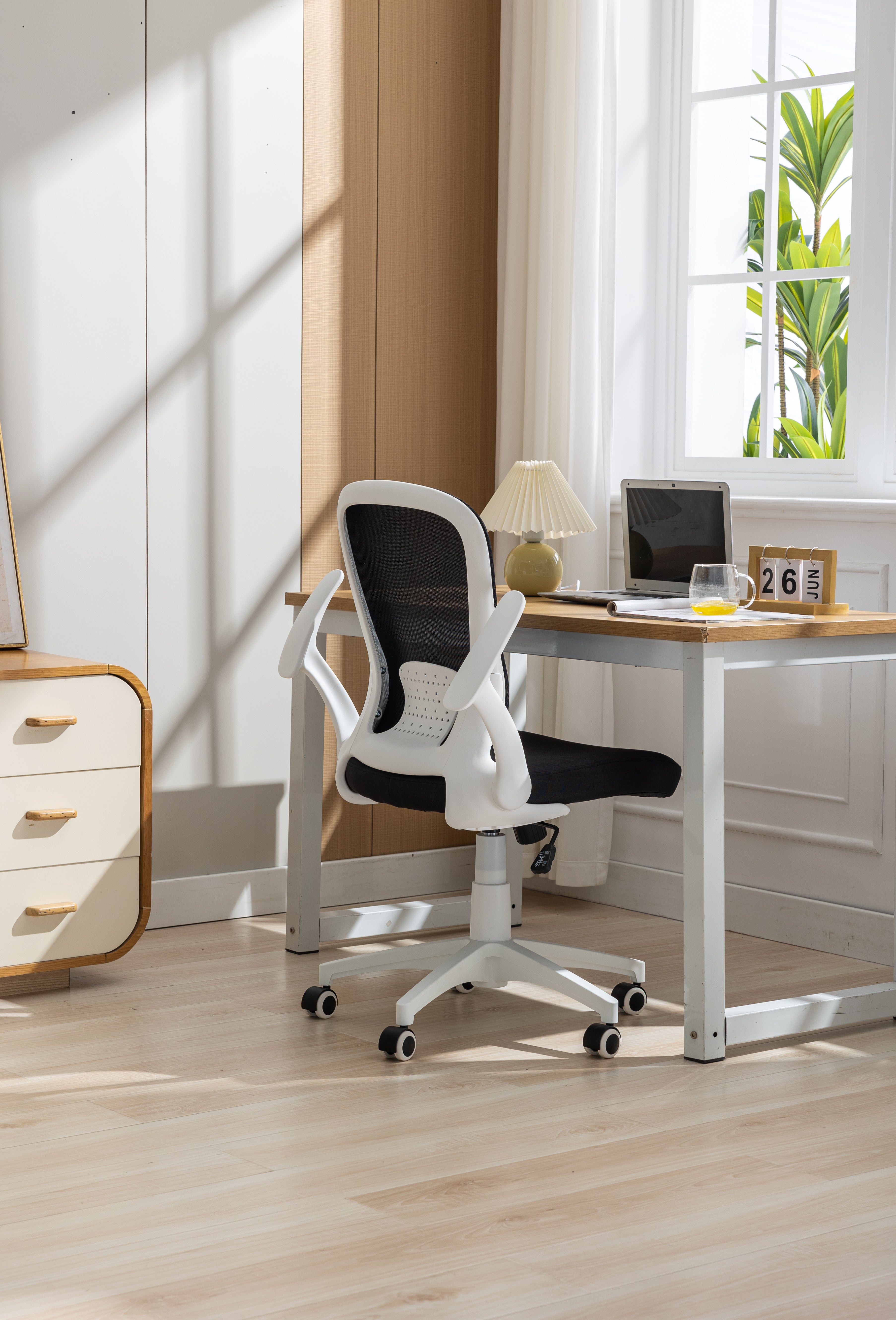 Arm Adjustable Office Chair