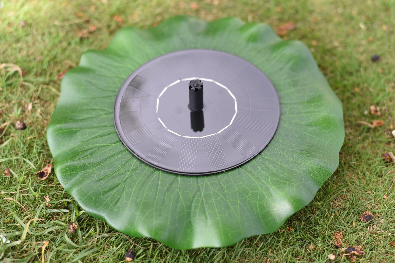 Solar Floating Pond Fountain 22cm Lotus Pump